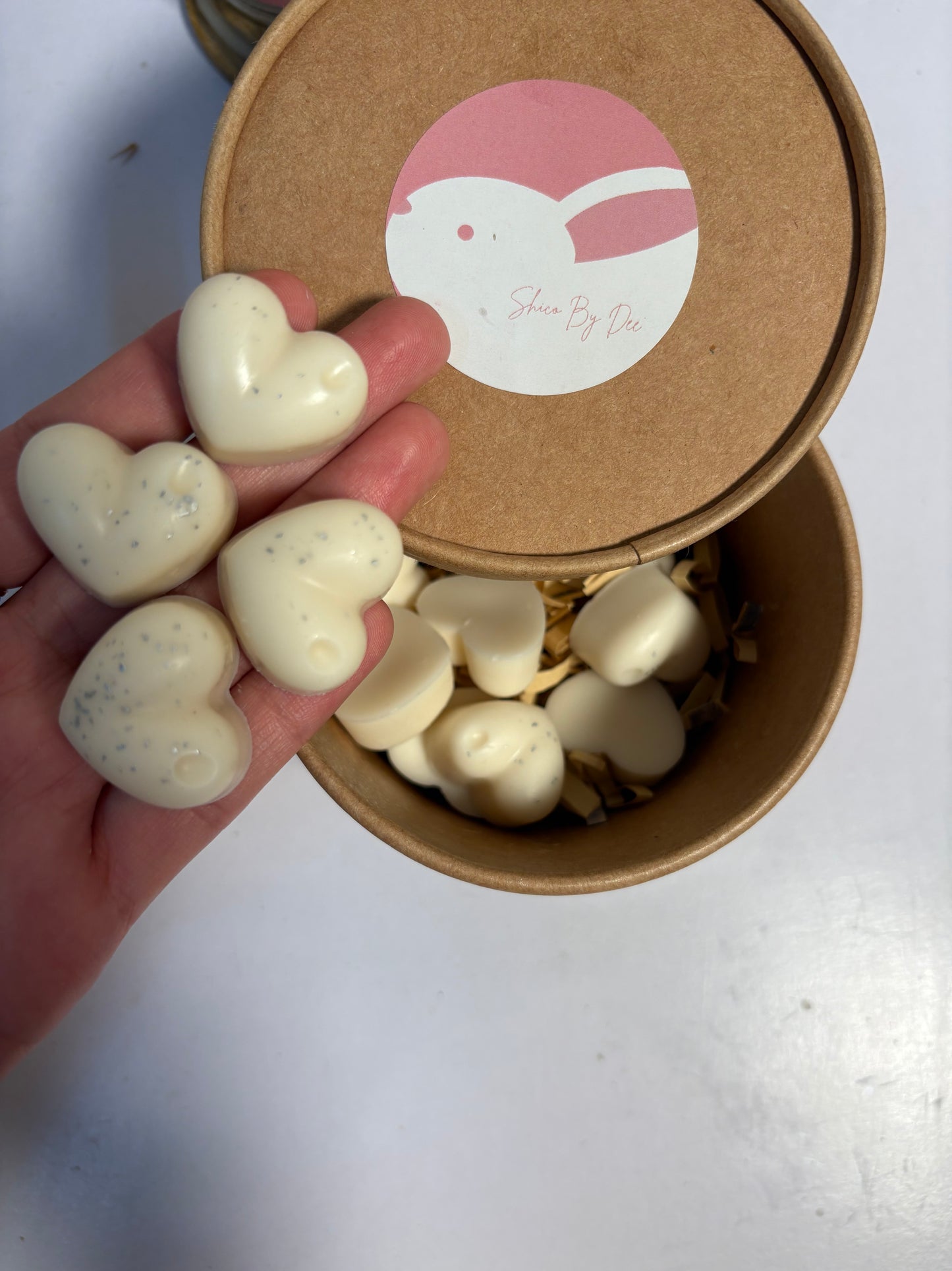 Vanilla Heart Beans | Scented Wax Melts (Set of 15)