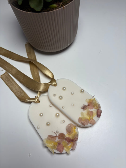 Luxe Wax Sachets – Set of 2 (Pearls & Florals Edition)